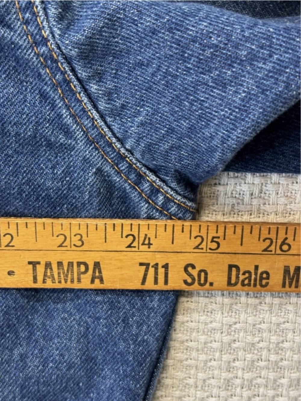 Vintage 90s Marlboro Country Store Denim Jean Jacket Leather Collar Mens Large - Picture 7 of 8